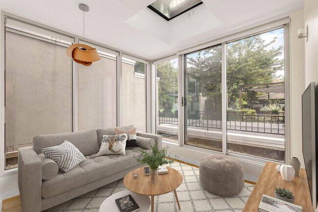 Foto del edificio - 284 20th St