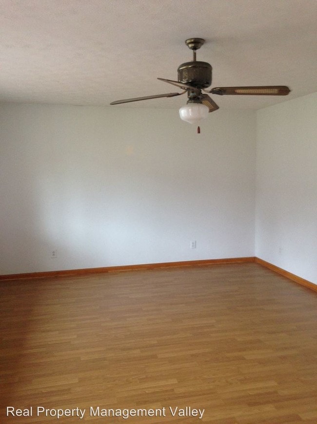 2085 Mount Vernon Rd, Hurricane, WV 25526 House Rental in Hurricane