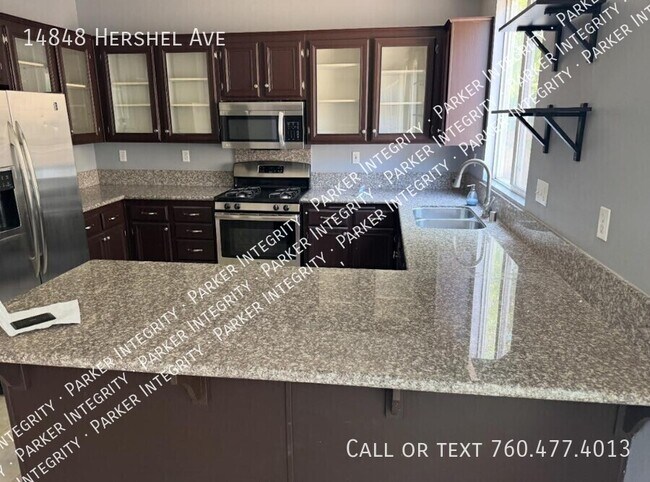 Foto del edificio - 14848 Herschel Ave