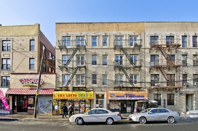 Foto principal - 694 Rockaway Ave