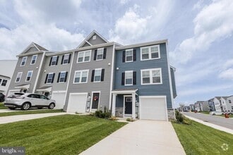 Building Photo - 135 Tuxford Rd