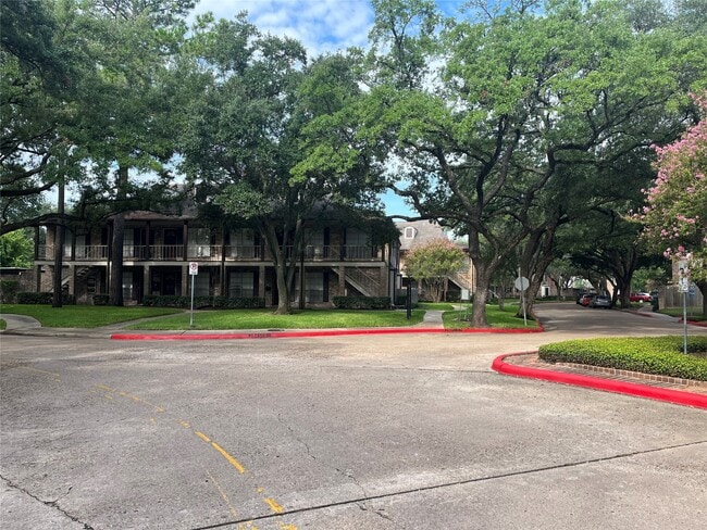 Foto del edificio - 811 Wax Myrtle Ln