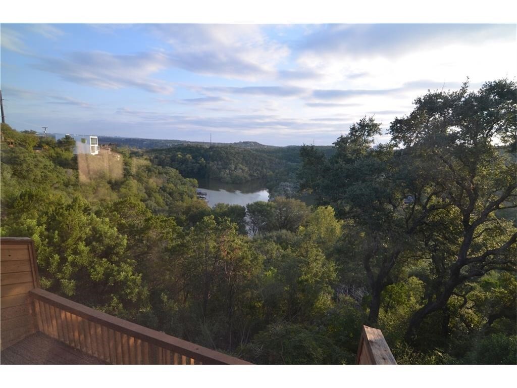 Foto principal - 1953 Westlake Dr