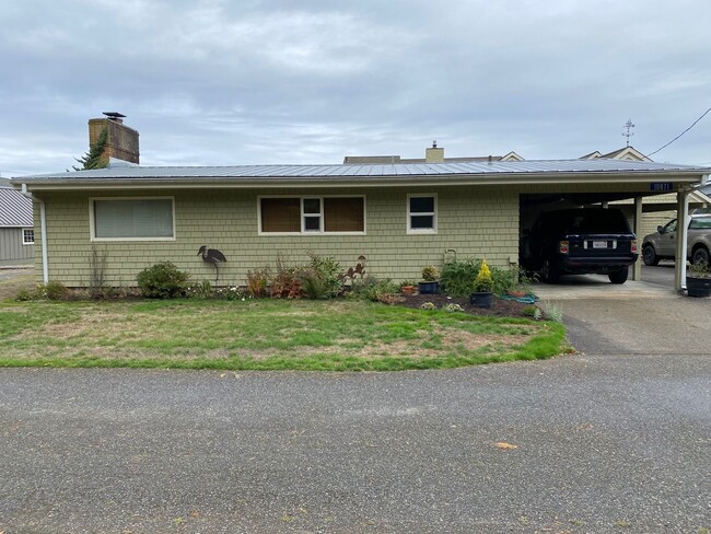 Building Photo - Samish Island
