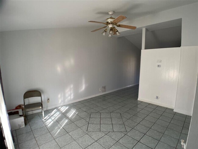 Building Photo - 3617 Cherryhill Ln