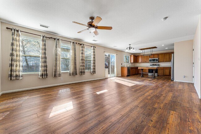 Foto del edificio - Lovable 3 Bed, 2.5 Bath Single Family Thor...