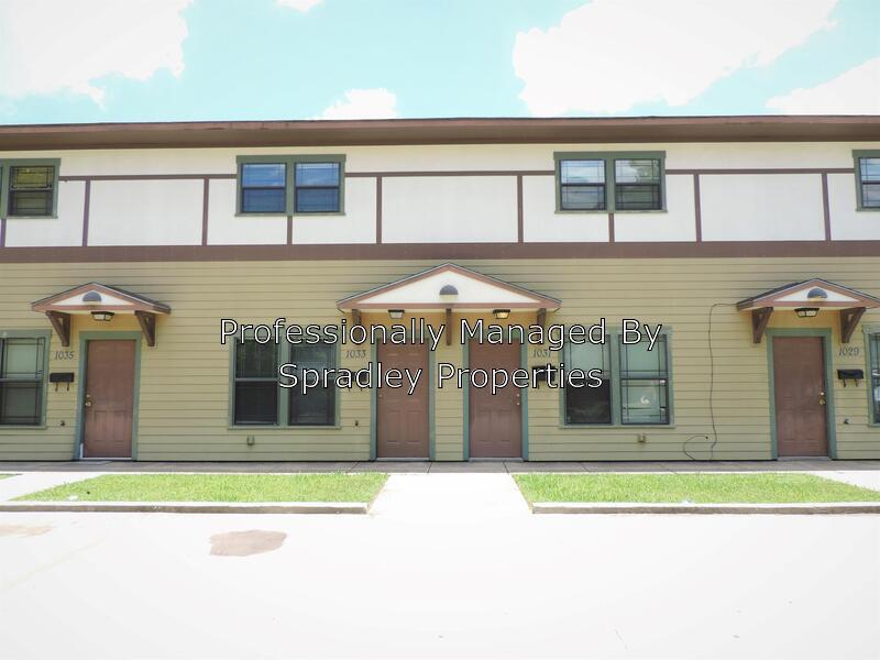 1033 N Wall St, Belton, TX 76513 Condo for Rent in