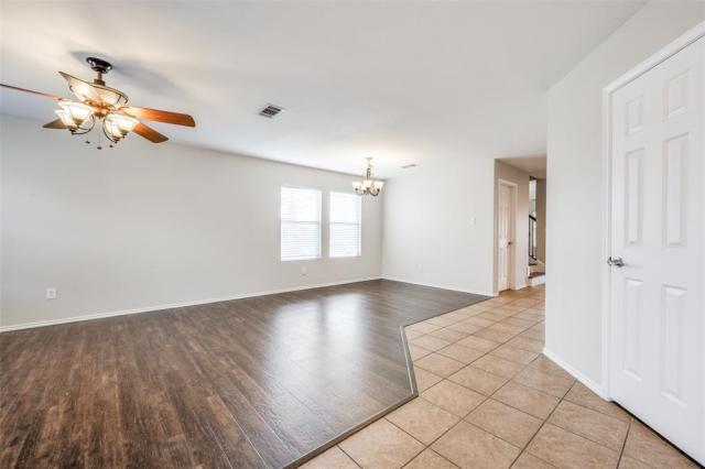 Foto del edificio - 5 bedroom in Denton TX 76208