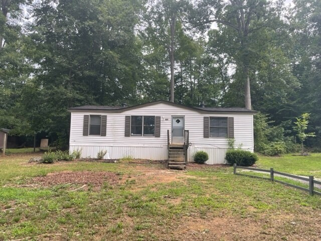 Building Photo - 505 Englewood Dr