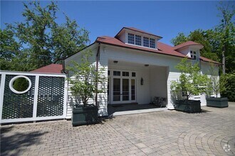 Building Photo - 431 Bellevue Avenue UNIT Ch