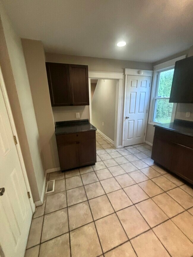 Foto del edificio - 165 Sharpe St