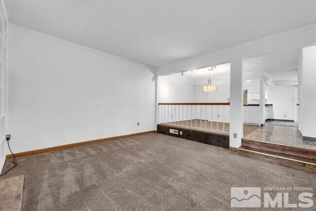 Building Photo - 1407 Foster Dr