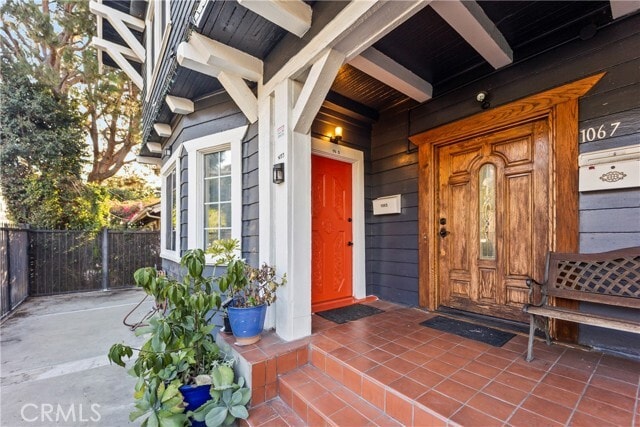 Building Photo - 1065 Laguna Ave
