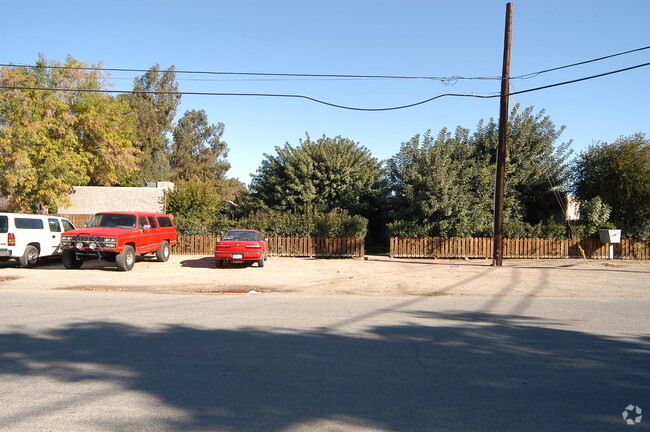 Building Photo - 19520-19542 E Ontario Ave