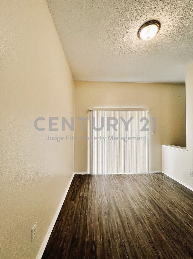 Building Photo - Lovely 4/2/2 in Grand Prairie For Rent!