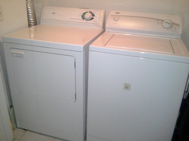 Foto del edificio - 4000 SW 23rd