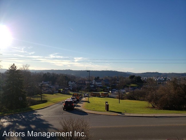 Foto del edificio - 2 br, 1.5 bath House - 2059 Swallow Hill Road