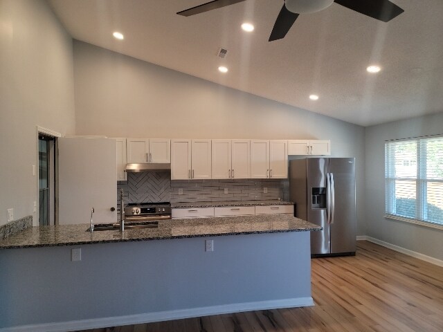 Foto del edificio - 1412 Willow Crossing Dr