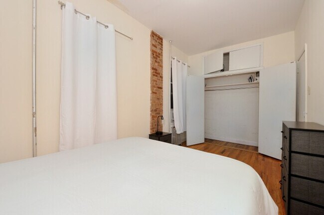 Foto del edificio - 1762 2nd Ave