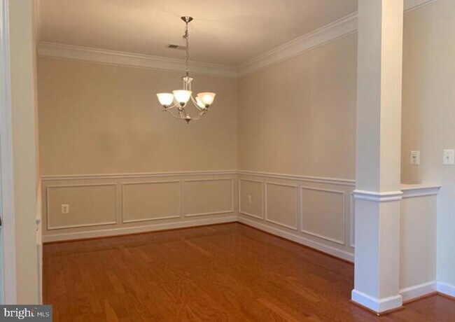 Building Photo - 621 Cobblestone Blvd