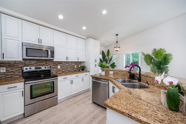 Foto del edificio - 1381 NW 144th Ave