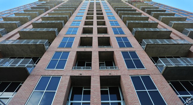 Museum Tower Apartments Houston Tx Building Photo Museum Tower