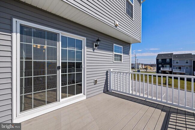 Foto del edificio - 30 Overshot Ln