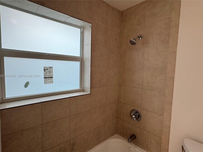 Foto del edificio - 1200 NW 9th St