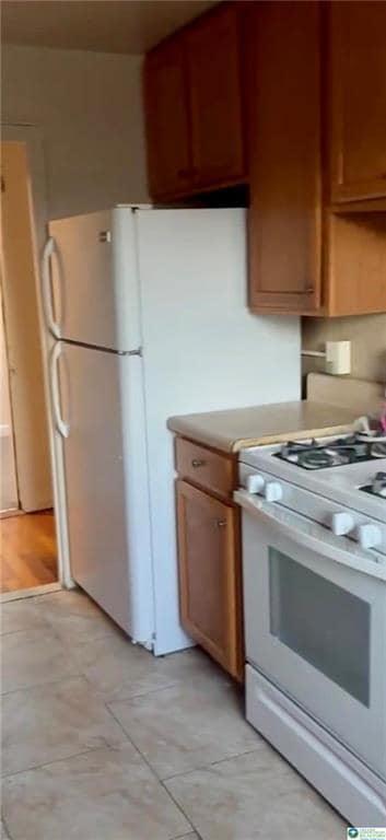 Foto del edificio - 704 6th Ave