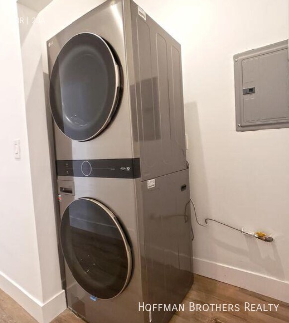 Building Photo - 2957 Francis Ave