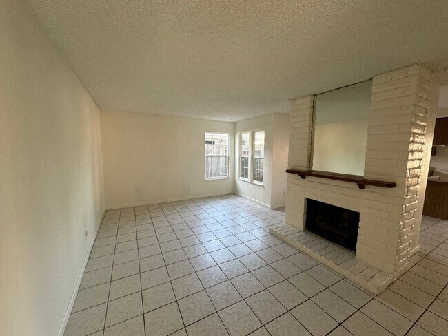 Foto del edificio - Charming 3-Bedroom Home for Rent in Antelo...