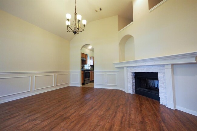 Building Photo - 1505 Freeman Ave