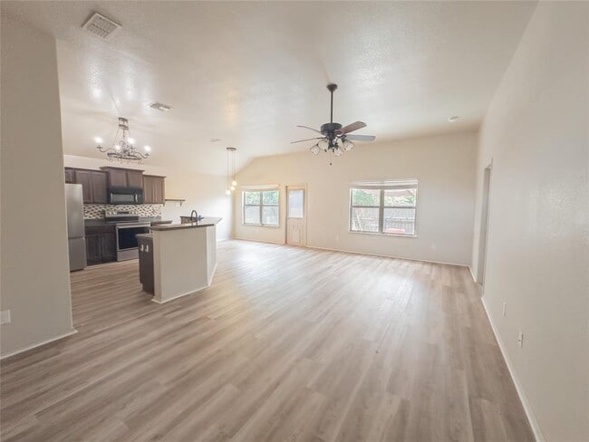 Building Photo - 2707 Burlington