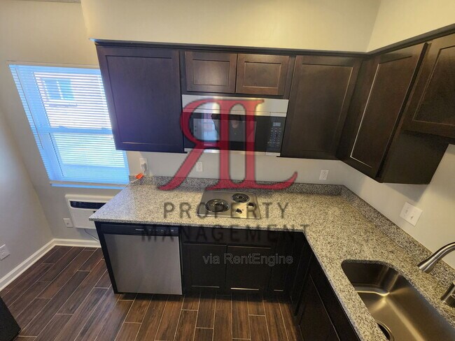 Foto del edificio - 675 Riverview Dr