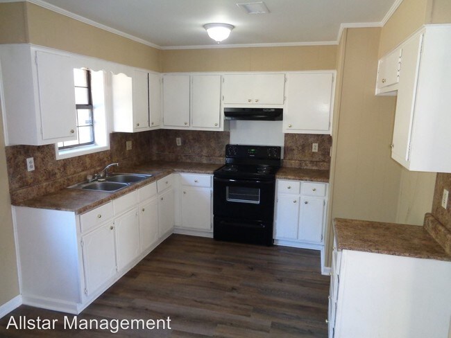 Building Photo - 4 br, 2 bath House - 442 Hudsonville Rd