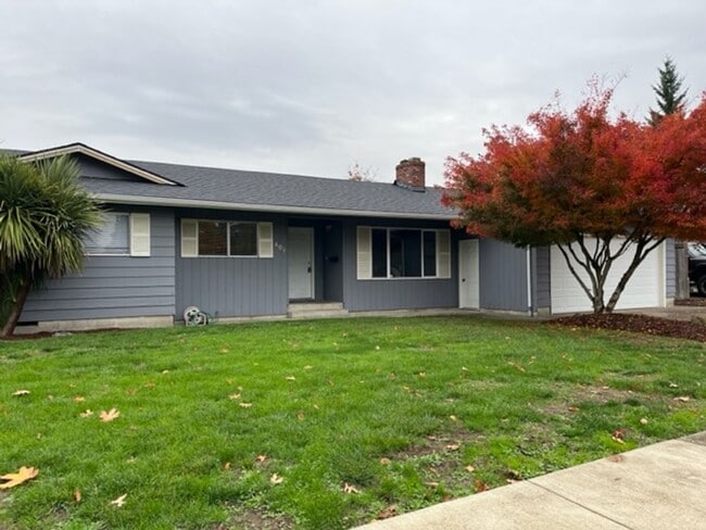 Foto del edificio - $500 off first full month! 3 Bedroom 2 Bath McMinnville OR