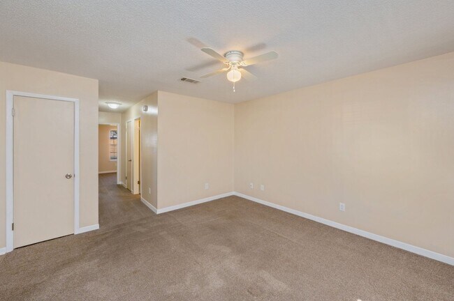 Foto del edificio - Quaint duplex!