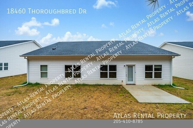 Foto del edificio - 18460 Thoroughbred Dr