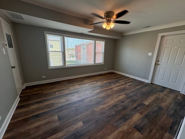 Foto del edificio - 2235-2237 Vermont St