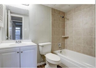 Building Photo - 9550 Deering Dr