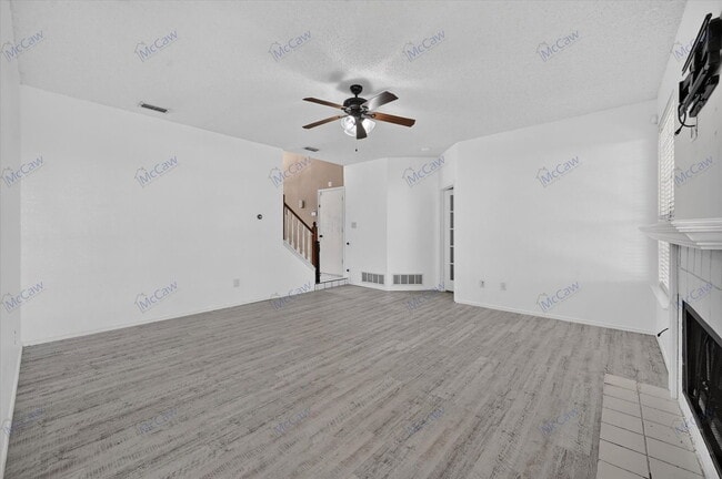 Building Photo - 7845 Ember Oaks Dr