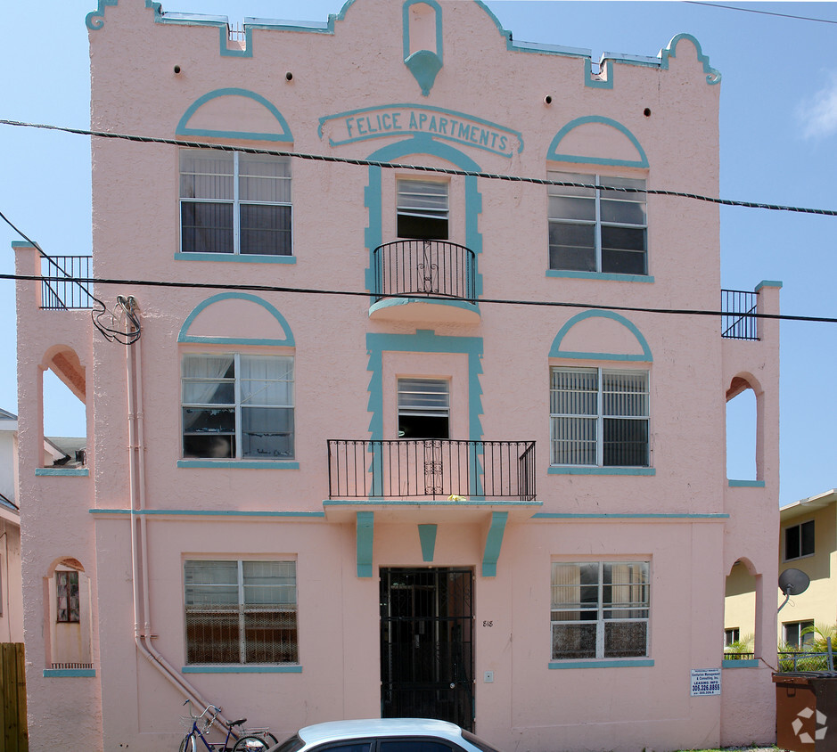 Primary Photo - Little Havana Apartments