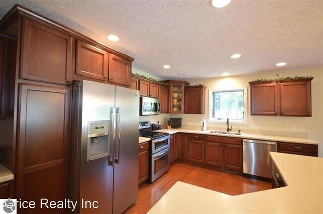 Foto del edificio - 3 br, 3 bath House - 1830 S West Bayshore