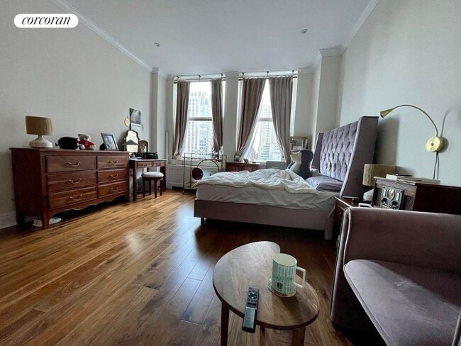 Building Photo - 350 E 82nd St