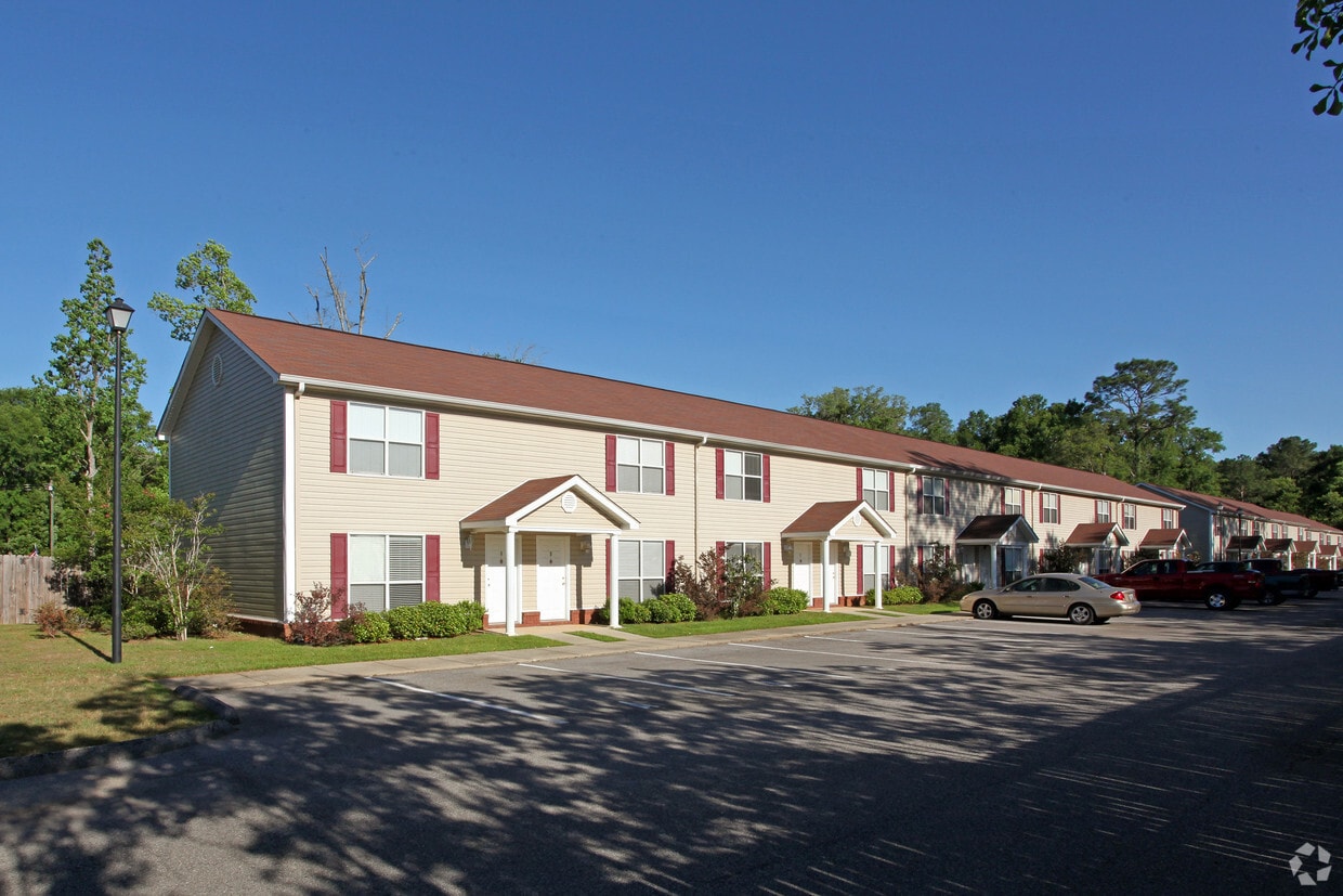 Celeste Woods Townhomes Saraland, AL