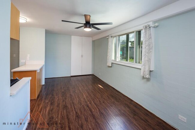 Building Photo - 1469 Lusitana St