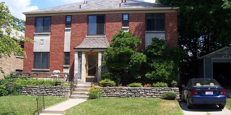 Primary Photo - 254 Senator Place