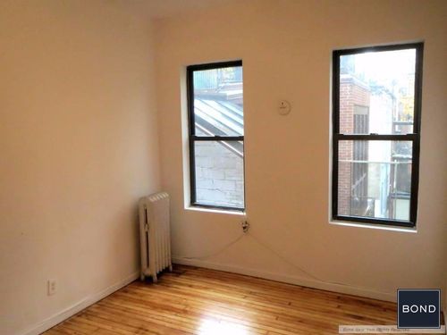 Foto del edificio - 676 9TH Ave