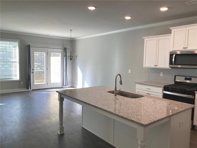 Building Photo - 2405 Morgan Pl Dr