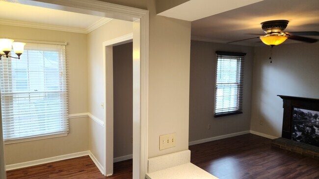 Foto del edificio - 116 Elizabeth Darby Ln